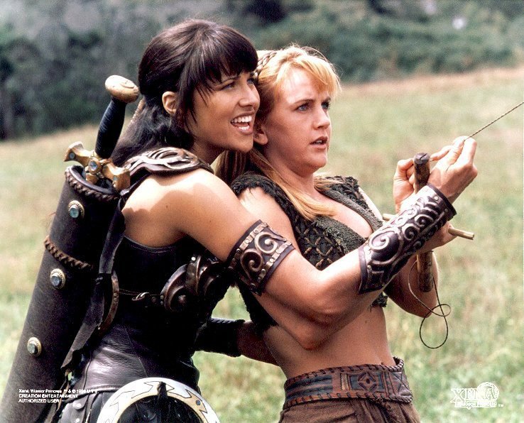 kite-flying-xena-warrior-princess-3632552-738-596